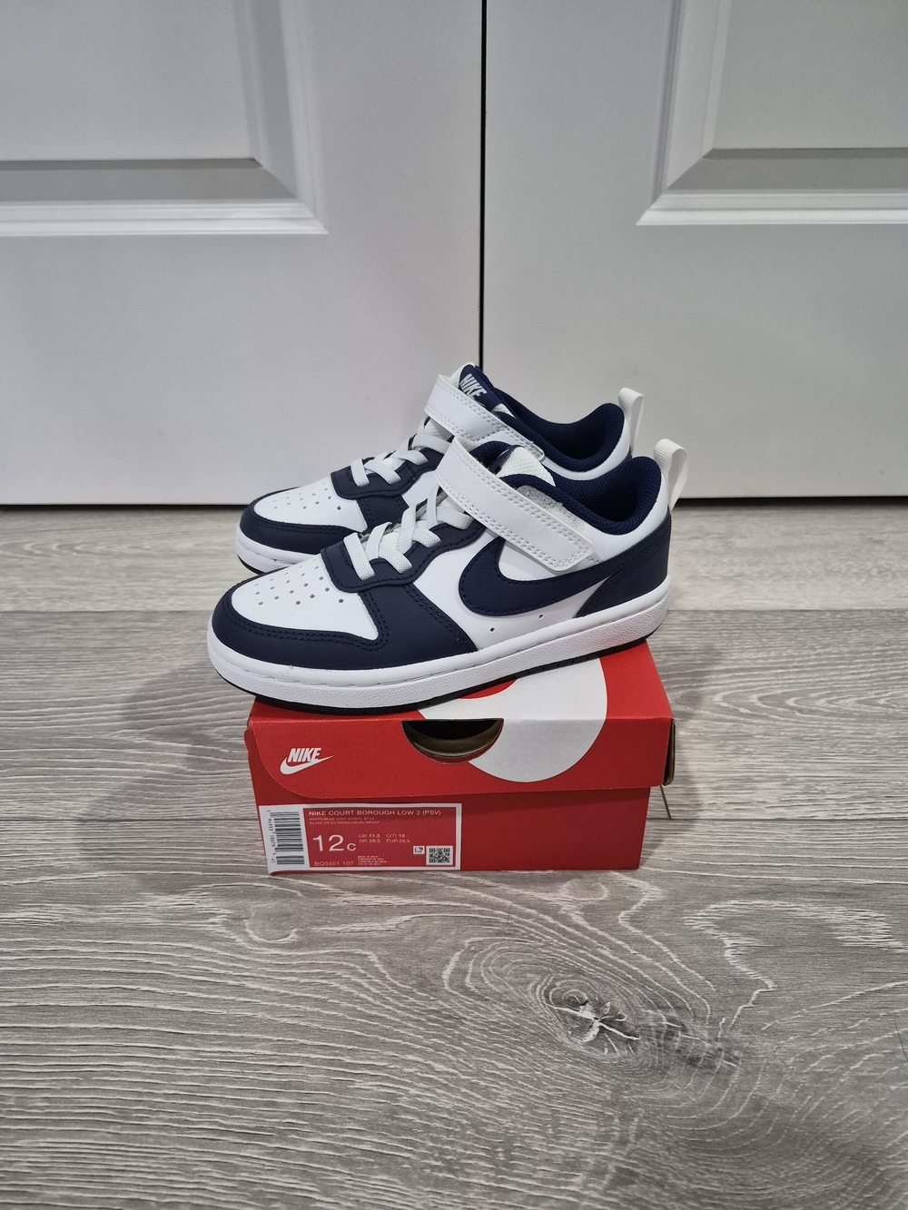 New Child Nike Court Borough Low